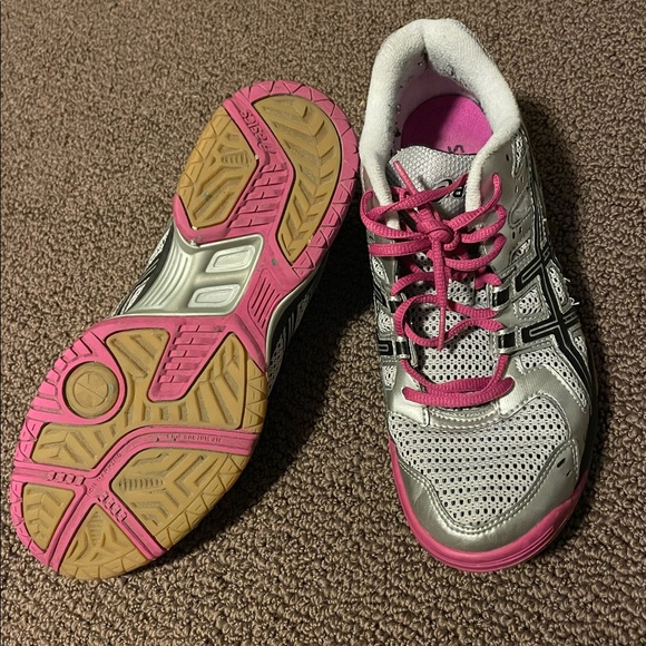 Badminton shoes. Size 9 - Picture 2 of 3